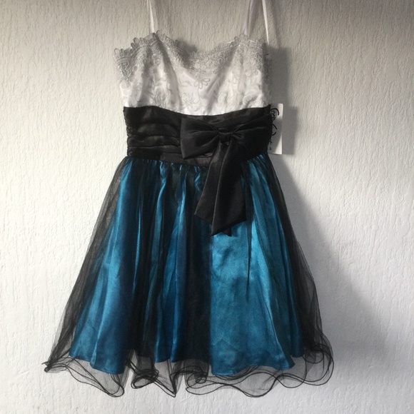 Short Tulle Dress Empire Waist, Classic Style Cute - Picture 1 of 7
